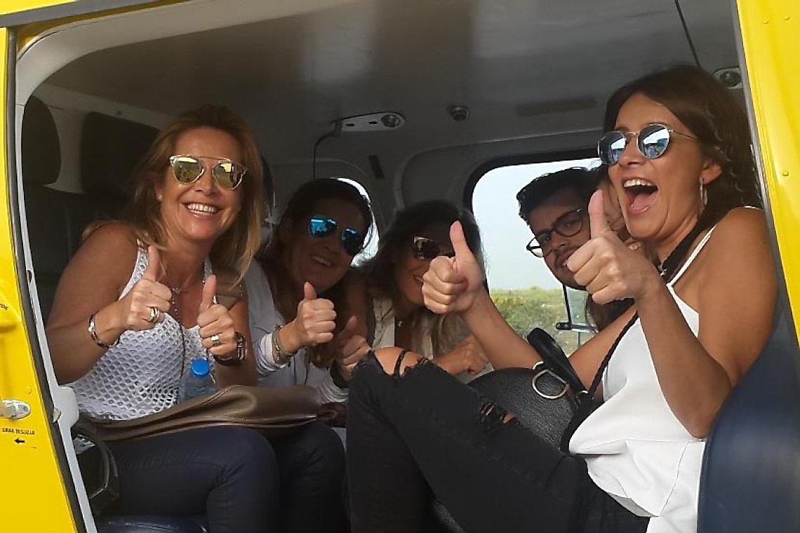 helikopterturu_happy_passangers